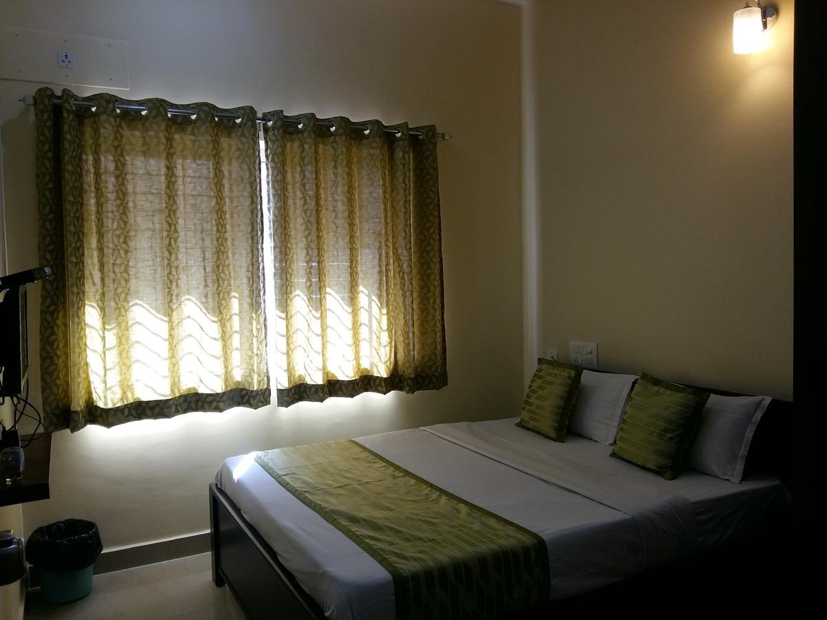 Comforts Hostel Mysore Εξωτερικό φωτογραφία